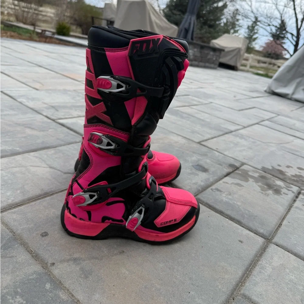 Fox Women's Hot Pink and Black Motocross Boots - Picture 3 of 5